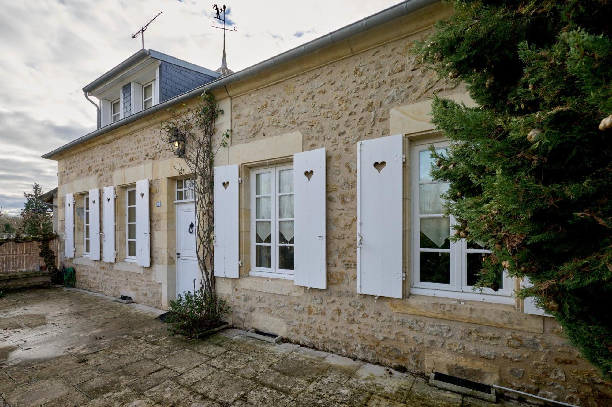 Le Nid Du Marinier Apartment Cuffy Exterior foto